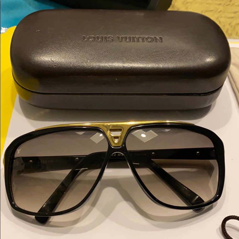 Louis Vuitton Evidence Sunglasses